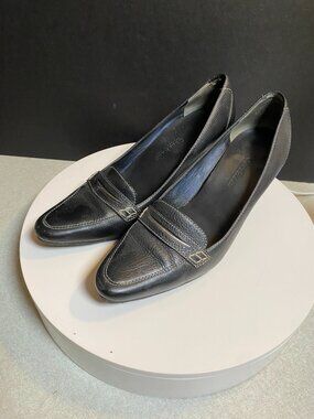 Cole Haan Black Leather Loafer Heels Women's Size 7B Career Office Pumps